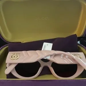 Authentic* Gucci Sunglasses- GG0809S Gucci | Accessories | Gucci Seasonal Icon Gg809s Sunglasses  main image 4